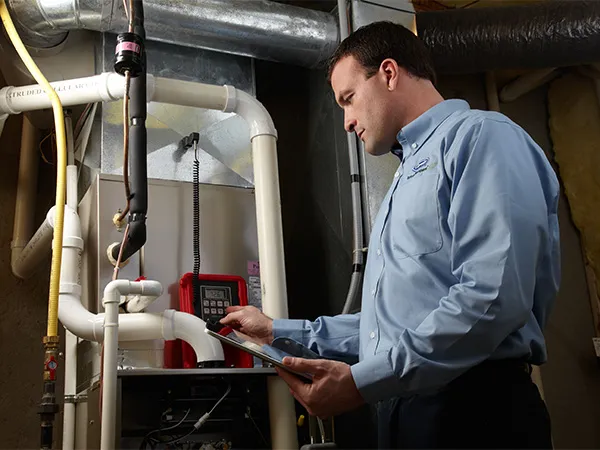 Roach Heating and Air Conditioning Sacramento CA. Providing top-quality heating and cooling solutions, specializing in installation, repairs, maintenance, and indoor air quality. We service and repair all makes and models in the Sacramento Valley.
